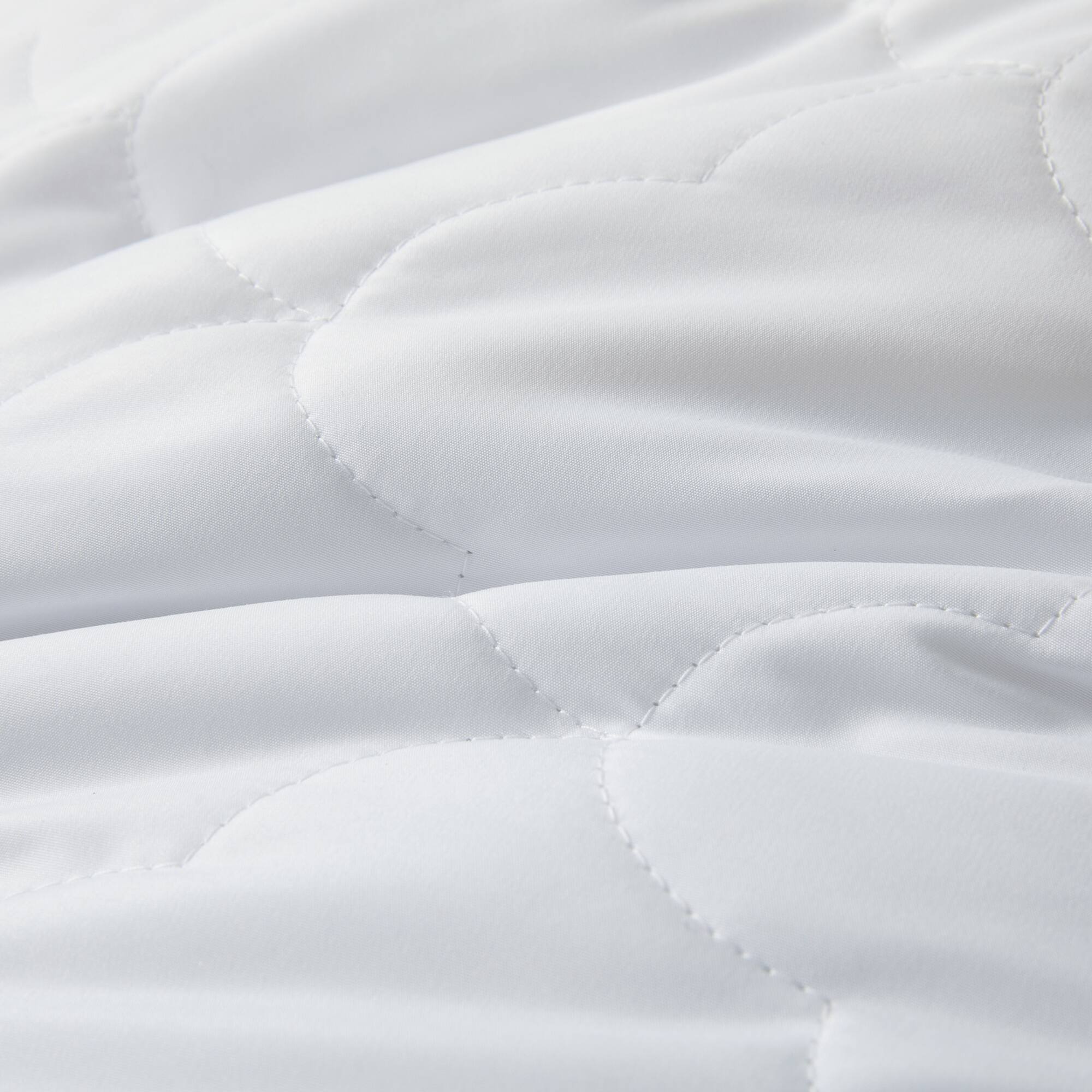 Left. Peace Nest - Peace Nest Set of 2 Premium Medium Feather Quilted Bed Pillow with Soft Cover, Gusseted, King - Gusseted.