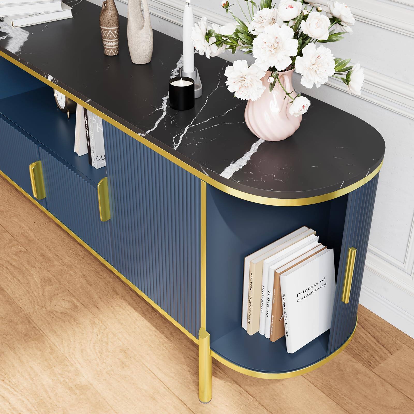 Sure, here is the corrected and grouped text from the image:

**Top Shelf:**
- www.samm
- SRUPNO
- noars
- Pollyanna
- 0022202
- or
- Prinores
- Canterbury

**Books on the Bottom Shelf:**
- Princess of Canterbury
- Pollyanna
- Pollyanna
- Princess of Canterbury

**Other Text:**
- SK
- OUL