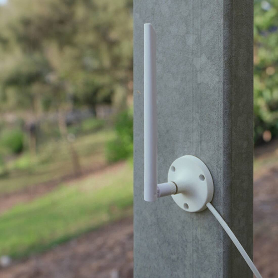 Alt View 12. Swann - MaxRanger4K™ Long-Range Antenna - White.