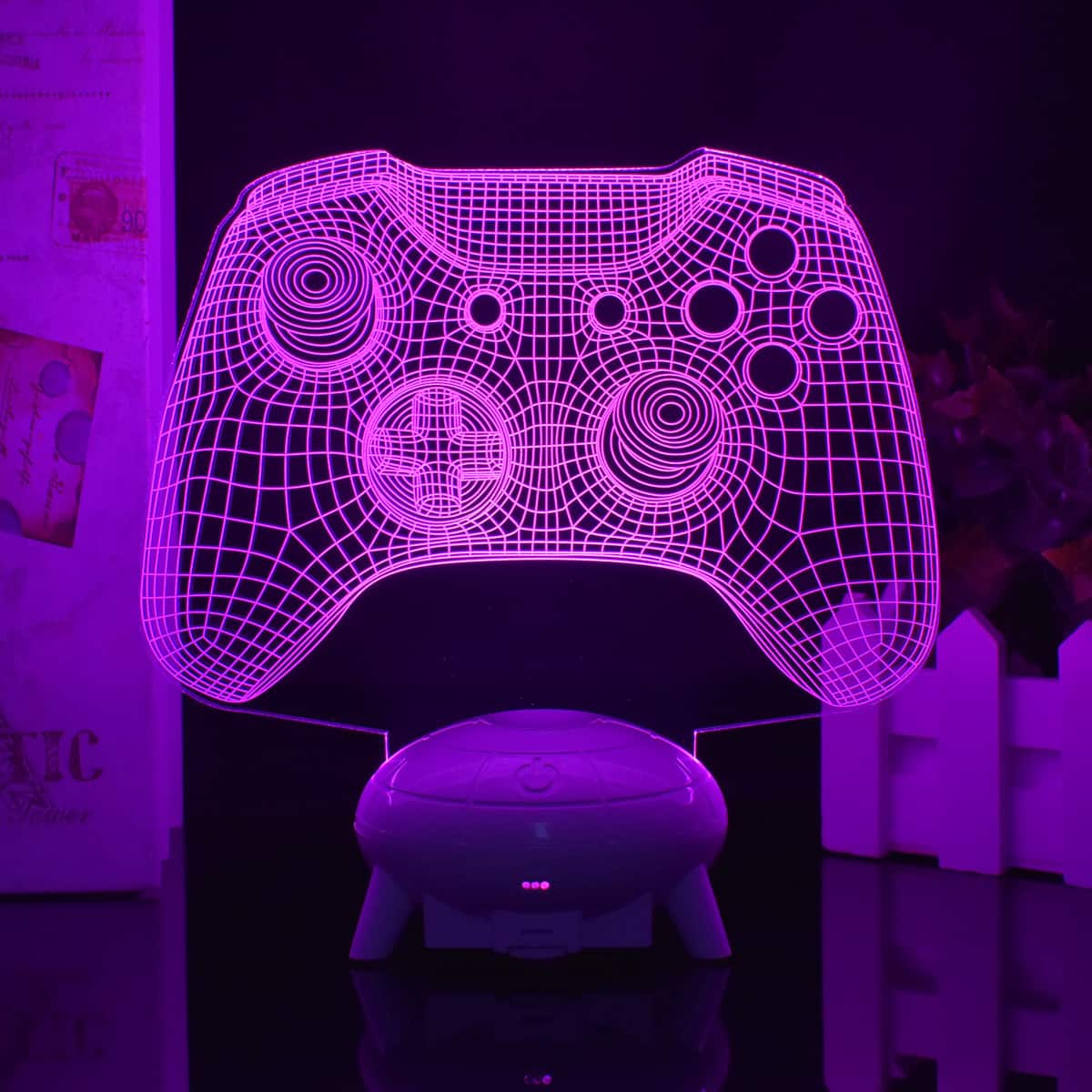 YONWAY - Game Controller 3D Illusion Lamp, Controller Night Light with Remote Control + Timer, 16 Color Changing, Plug-in Type