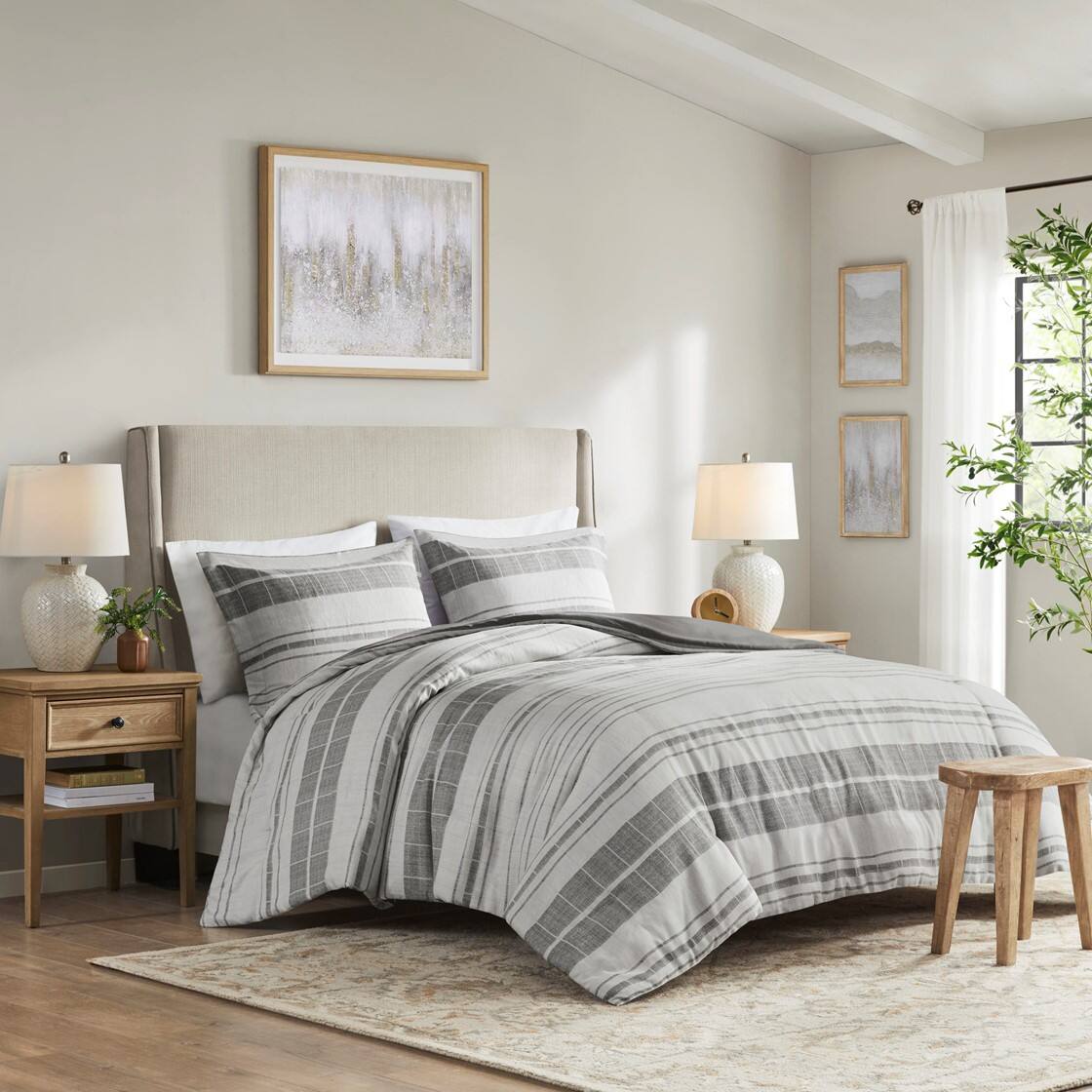 Alt View 1. Gracie Mills - Gracie Mills Naxos 3 Piece Stripe Duvet Cover Set - Grey/Multi.