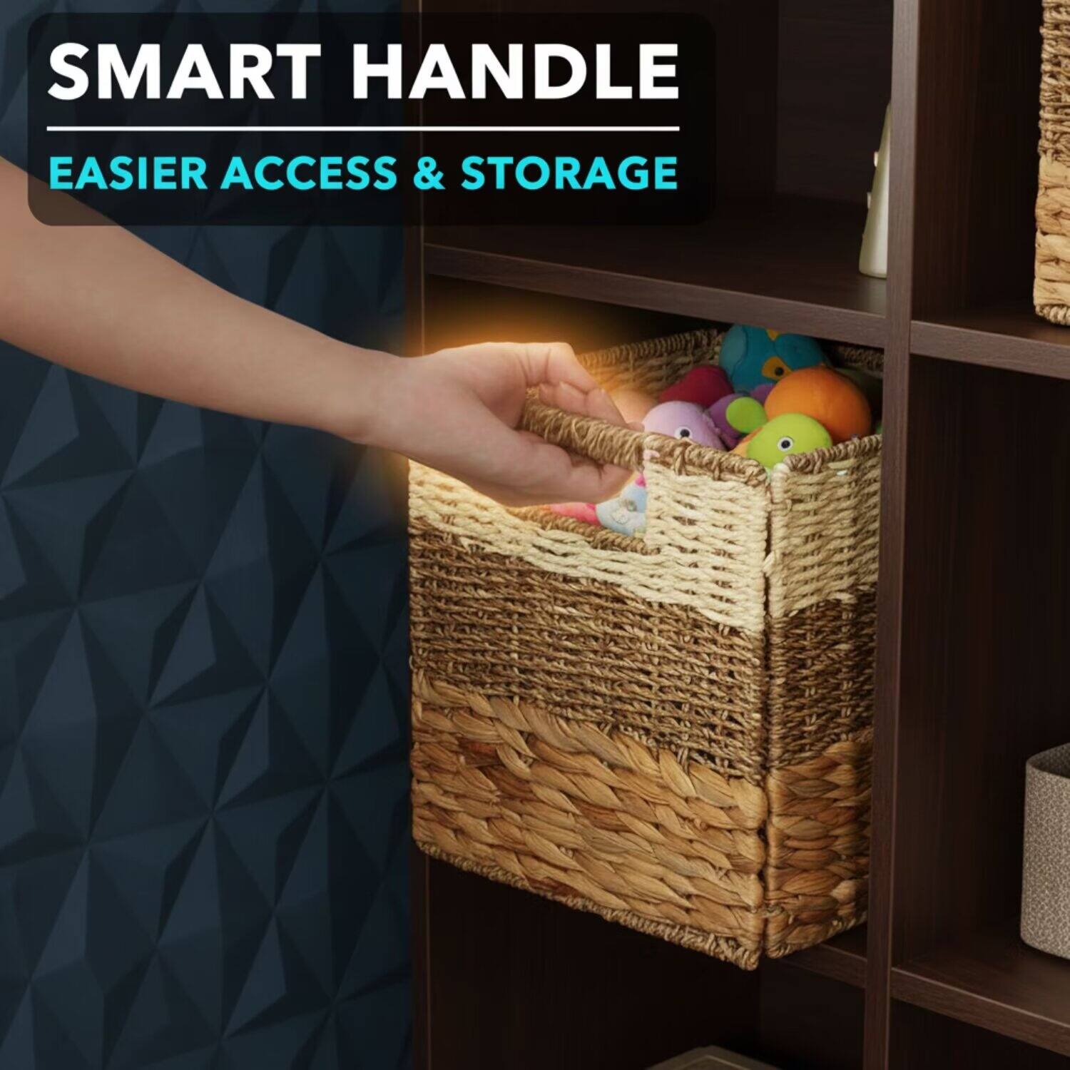 SMART HANDLE  
EASIER ACCESS & STORAGE