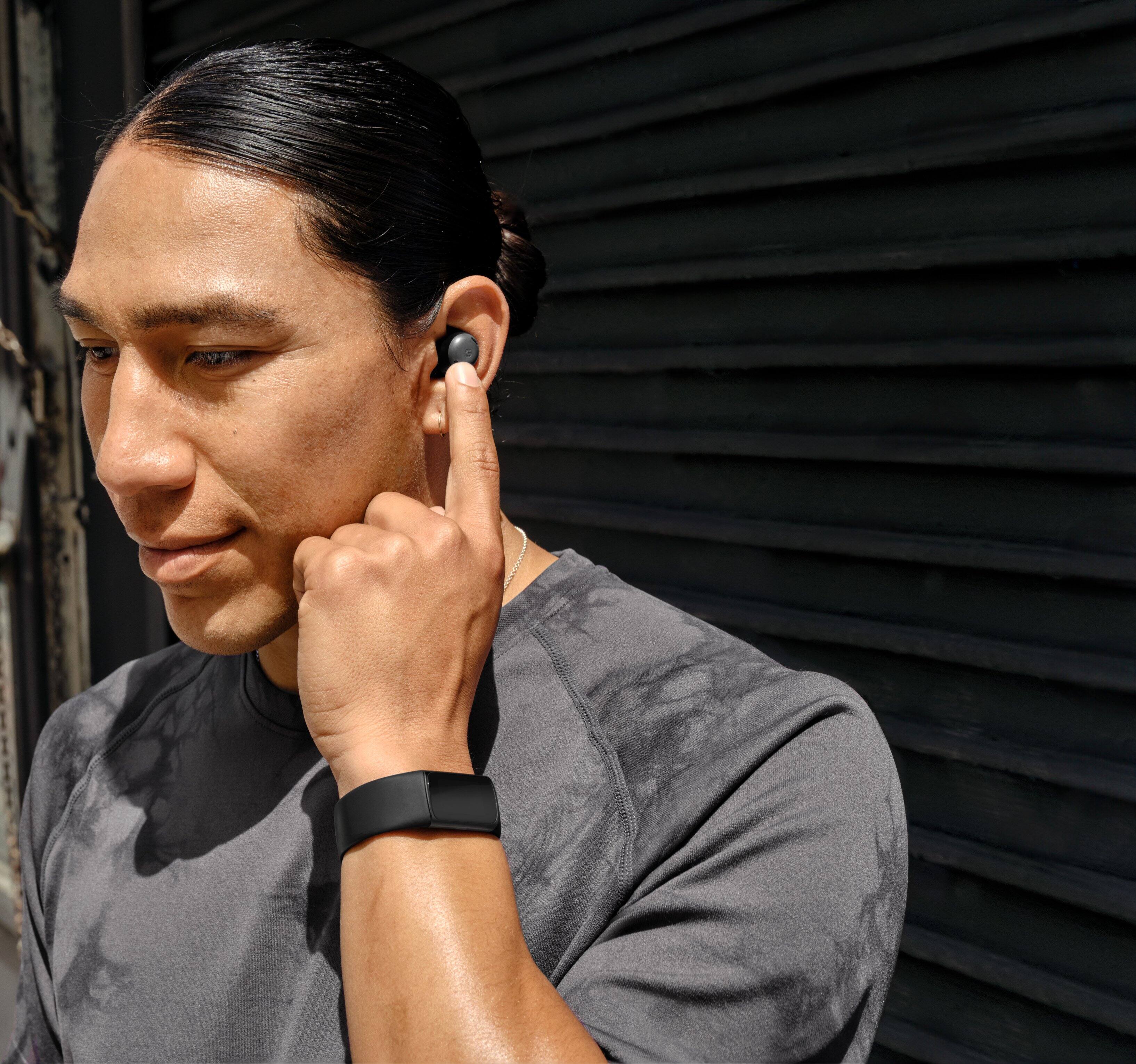 Back. Fitbit - Charge 6 Advanced Fitness & Health Tracker - Obsidian.