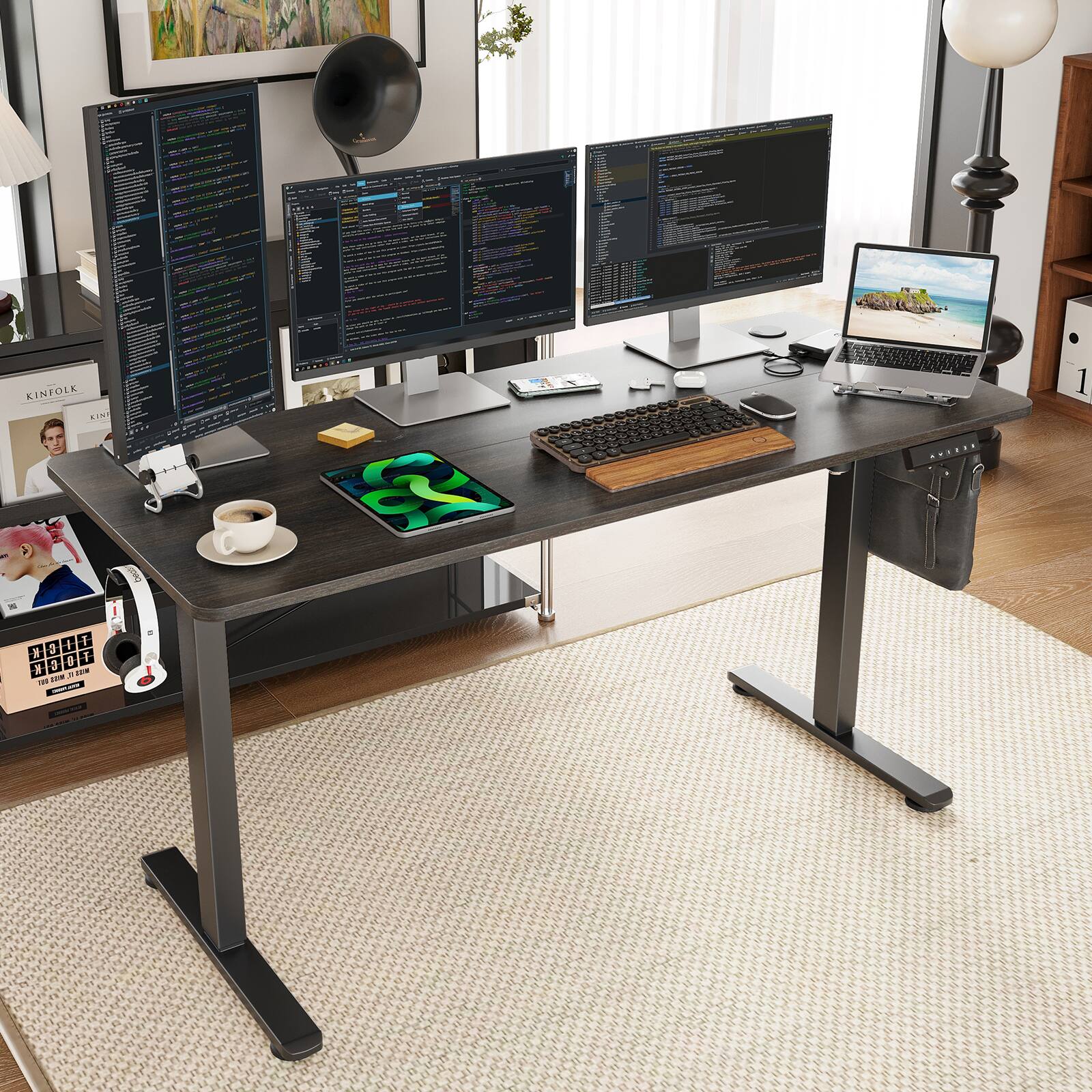 KINFOLK  
KINFOLK  

KINFOLK AUNT - S. 1 + 26 T 5. - 98 toe