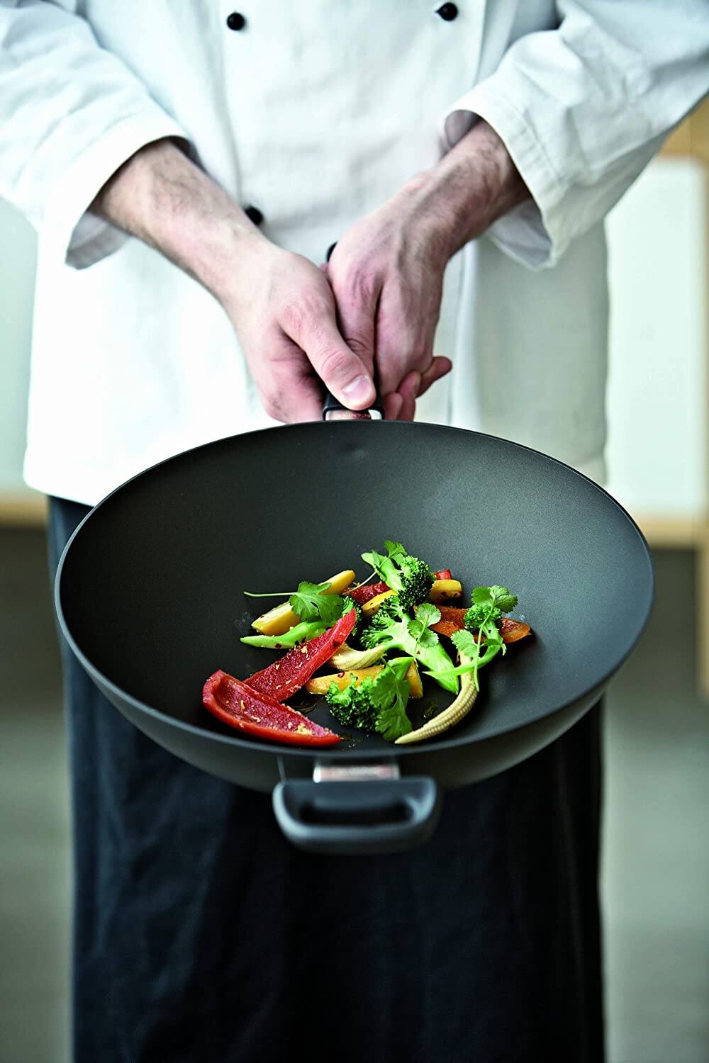 Alt View 3. Scanpan - Classic 12.5 Inch Wok - Black.