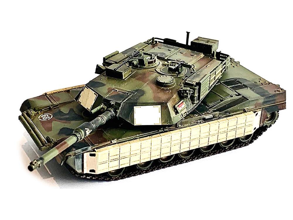 Left. Dragon Models - United States M1A1 AIM TUSK Tank 1-4 Cav 'Quarterhorse' 1st Infantry Division Iraq (2004) NEO Dragon Armor Series 1/72 - Multi.