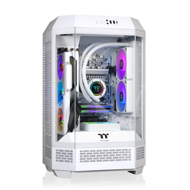 Thermaltake - LCGS Reactor 7897XS Gaming Desktop AMD Ryzen 7 7800X3D 2023 32GB Memory Radeon RX 9070 XT 2TB SSD NVMe M.2 - Snow