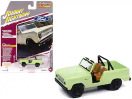 1967 Ford Bronco "Nick Cherrone" Glen "Classic Gold Collection" 1/64 Diecast Model Car by Johnny Lightning - Green