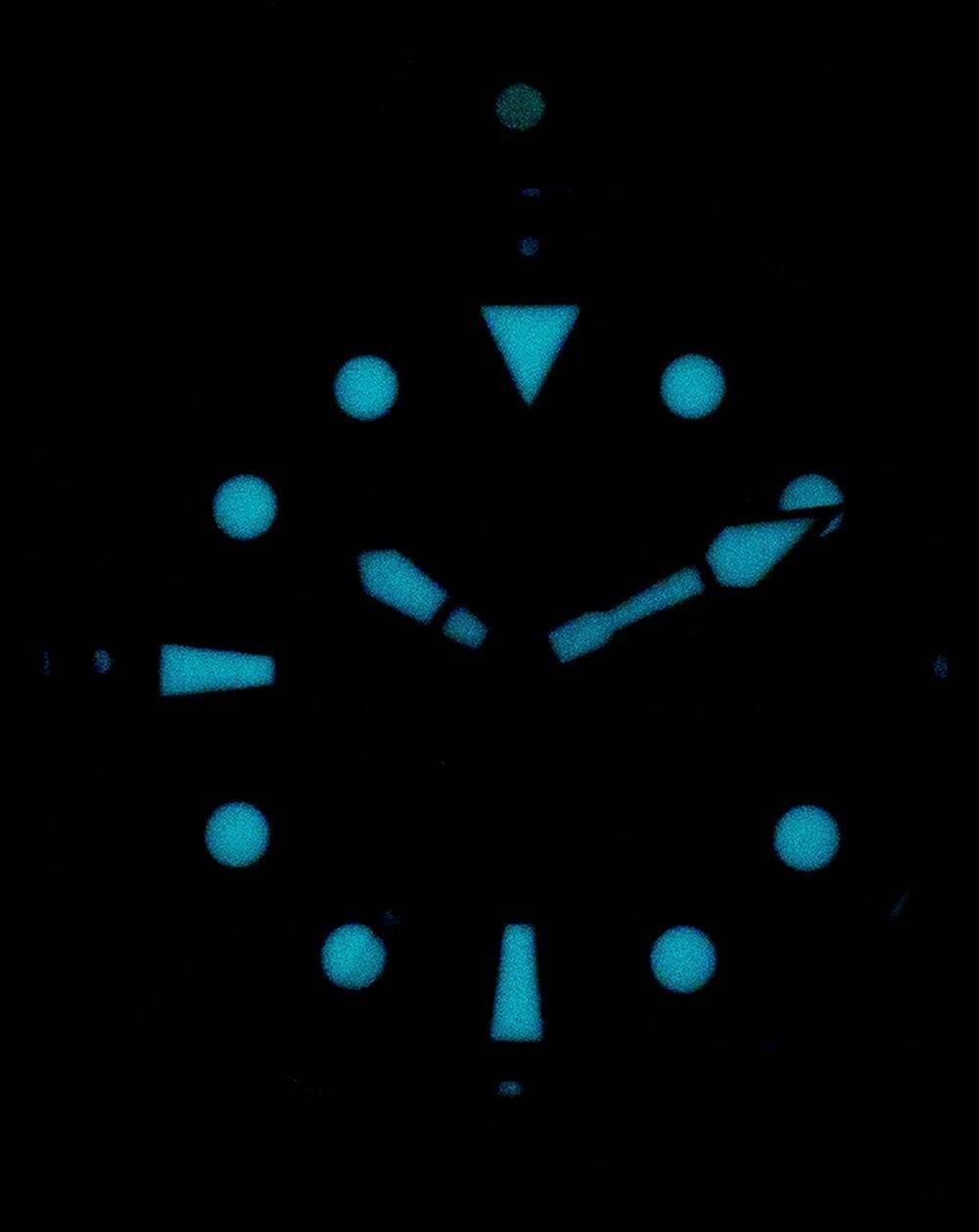 Angle. RATIO - FreeDiver Helium-Safe 1000M Sapphire Automatic 1068HA90-34VA-WHT Men's Watch - Silver and black.