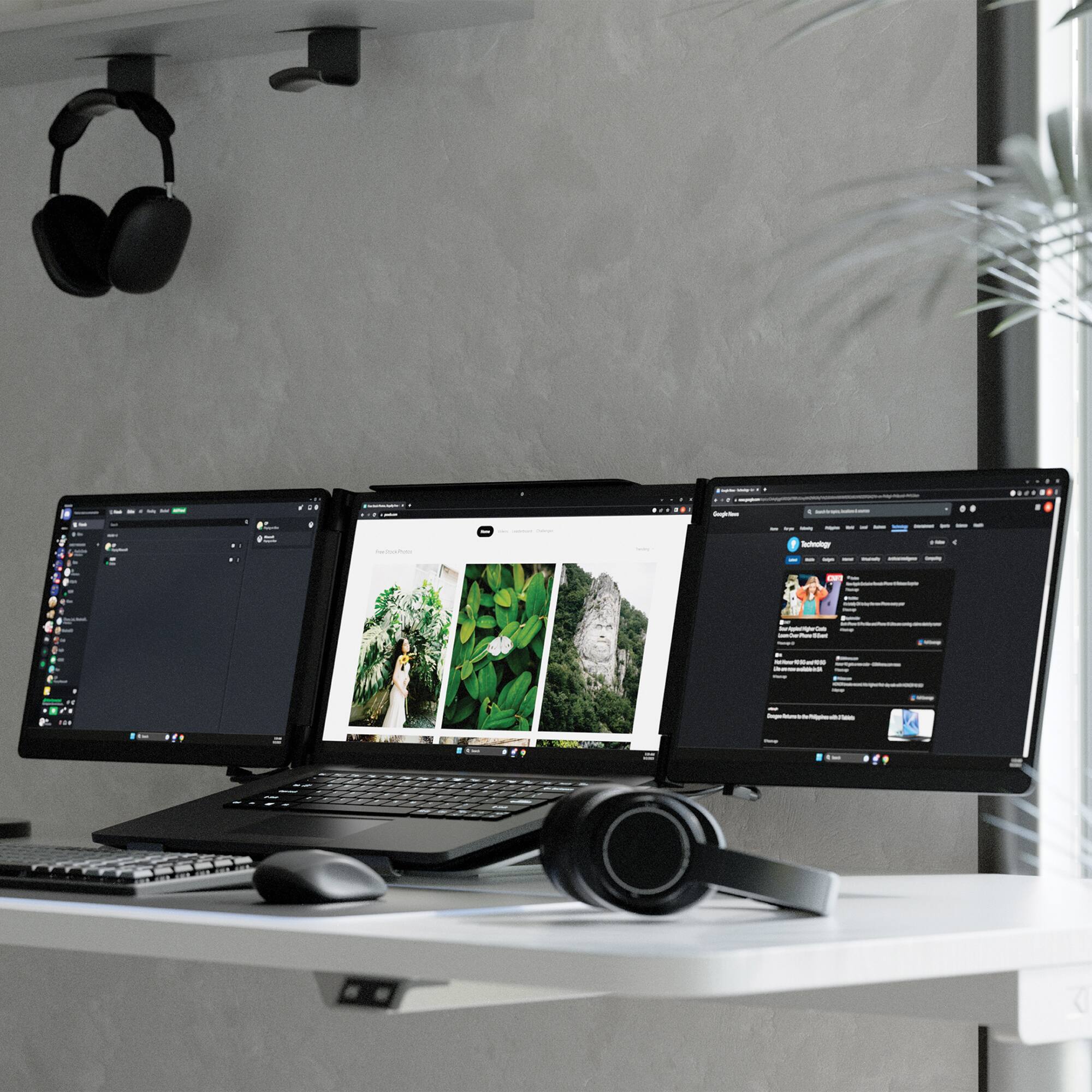 The text on the image is not coherent or organized, so it is not possible to group and correct it.