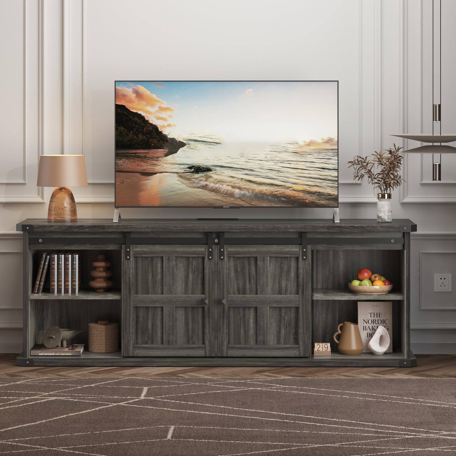 219 THE NORDIC BAR B