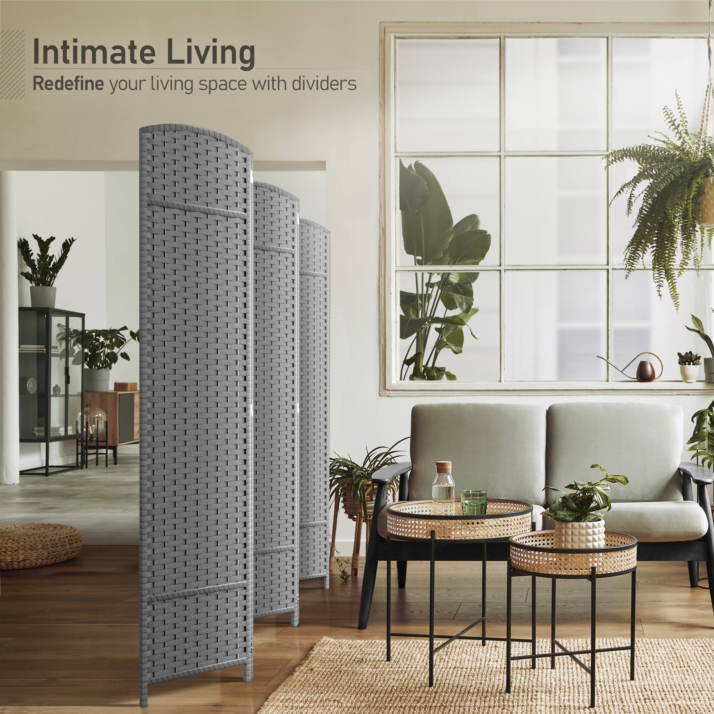 Intimate Living  
Redefine your living space with dividers