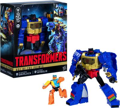 Transformers Age Of The Primes Titan Class Star Optimus Prime In-Hand Images: Once again, thanks to Toys are Russ on YouTube we have in-hand images of the new Transformers Age Of The Transformers Age Of The Primes Titan Class Star Optimus Prime In-Hand Images: Once again, thanks to Toys are Russ on YouTube we have in-hand images of the new Transformers Age Of The