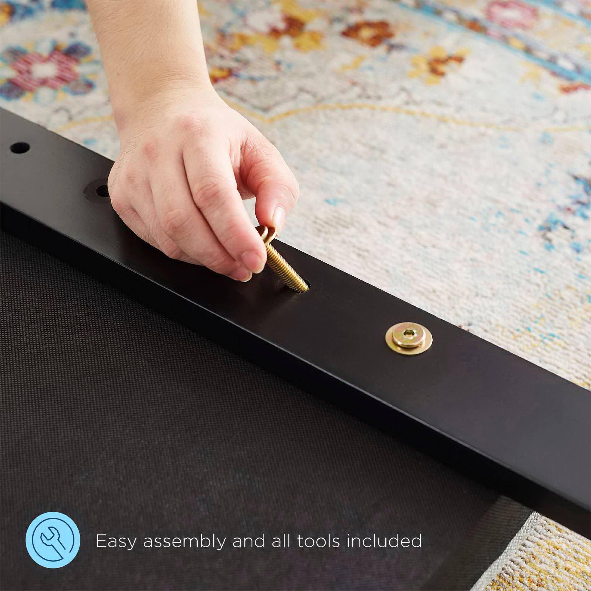 Easy assembly and all tools included