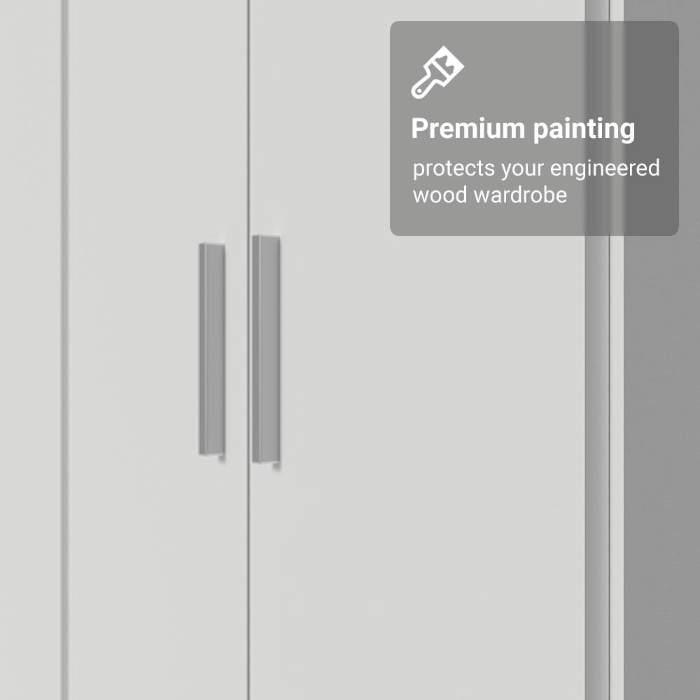 Premium painting  
protects your engineered wood wardrobe