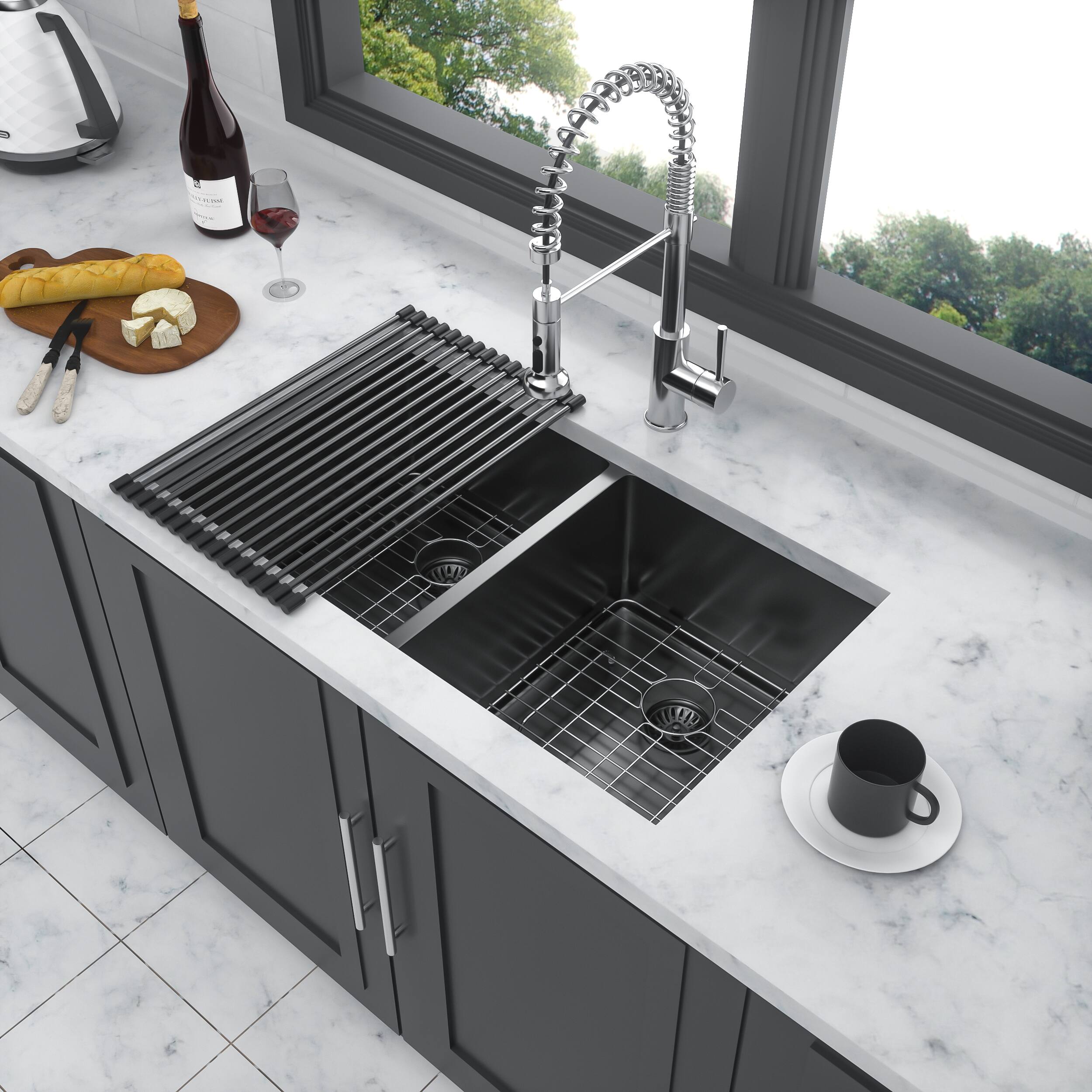 APRILSOUL - Double Bowl 50/50 Undermount Sink 33 x 19 x 10 Double Bowl Kitchen Sink 16 Gauge with Two Deep Basin - Gunmetal Black