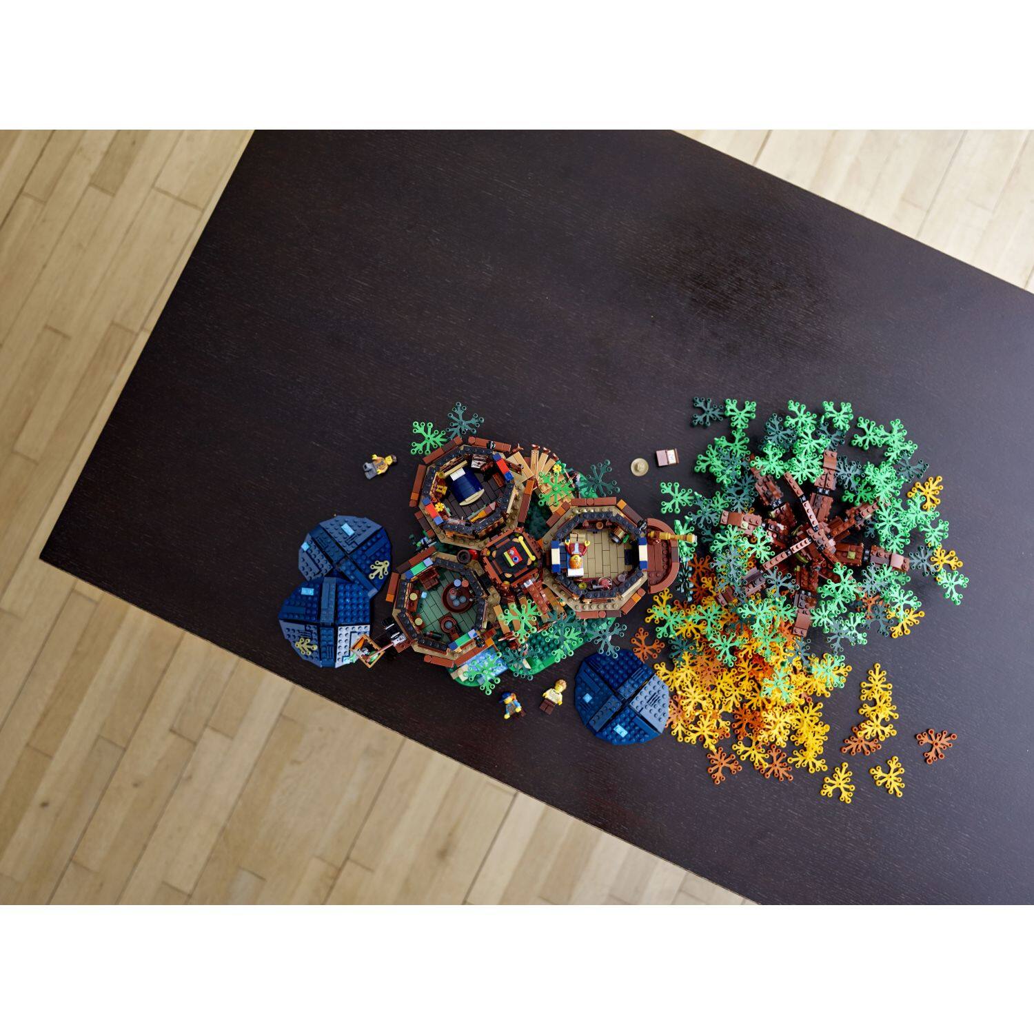 Alt View 12. LEGO - Ideas Tree House 21318.