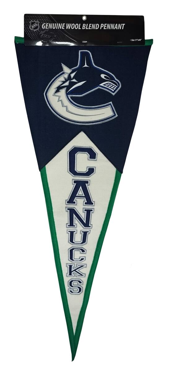 NHL GENUINE WOOL BLEND PENNANT  
Size 17140  
CANUCKS