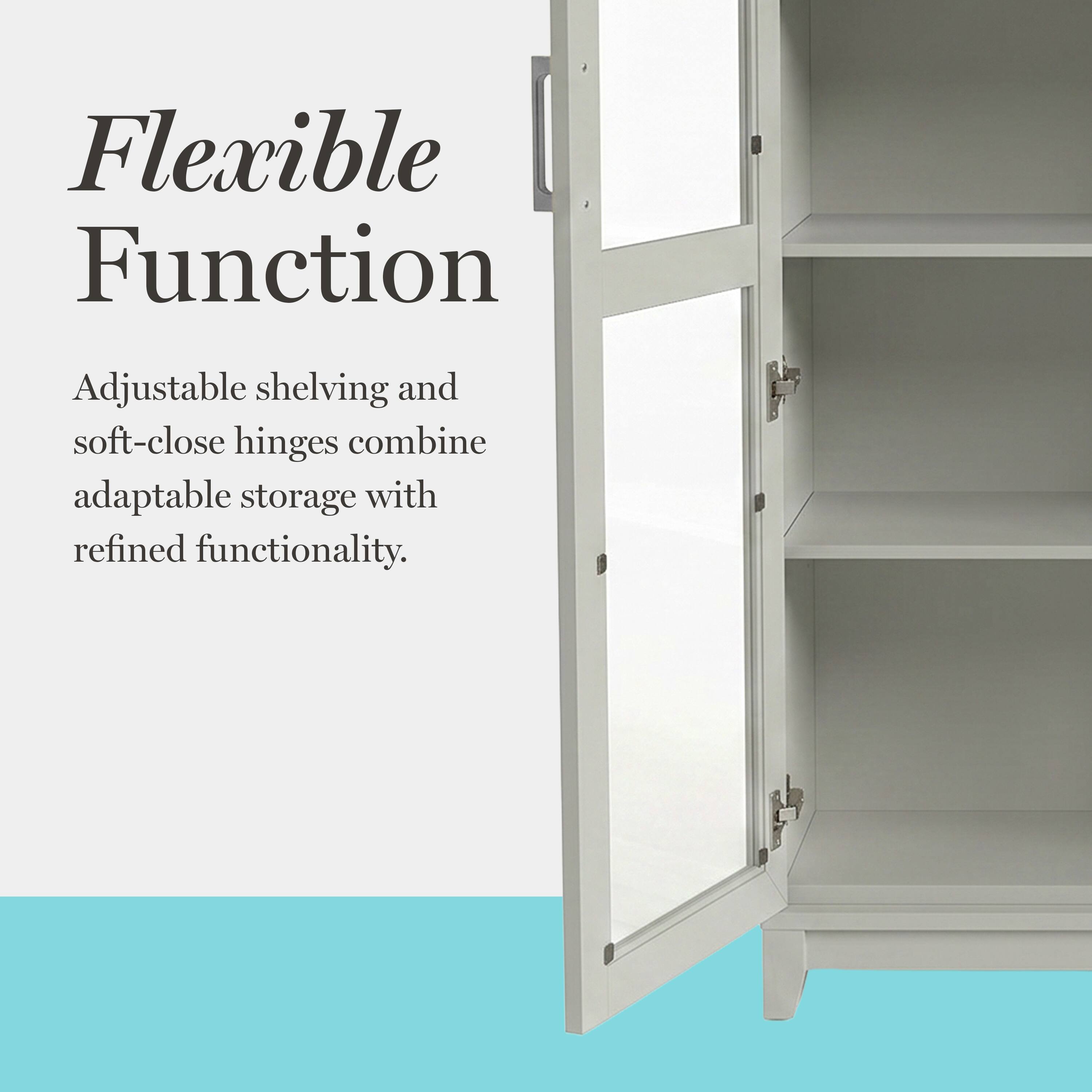 Flexible Function

Adjustable shelving and soft-close hinges combine adaptable storage with refined functionality.