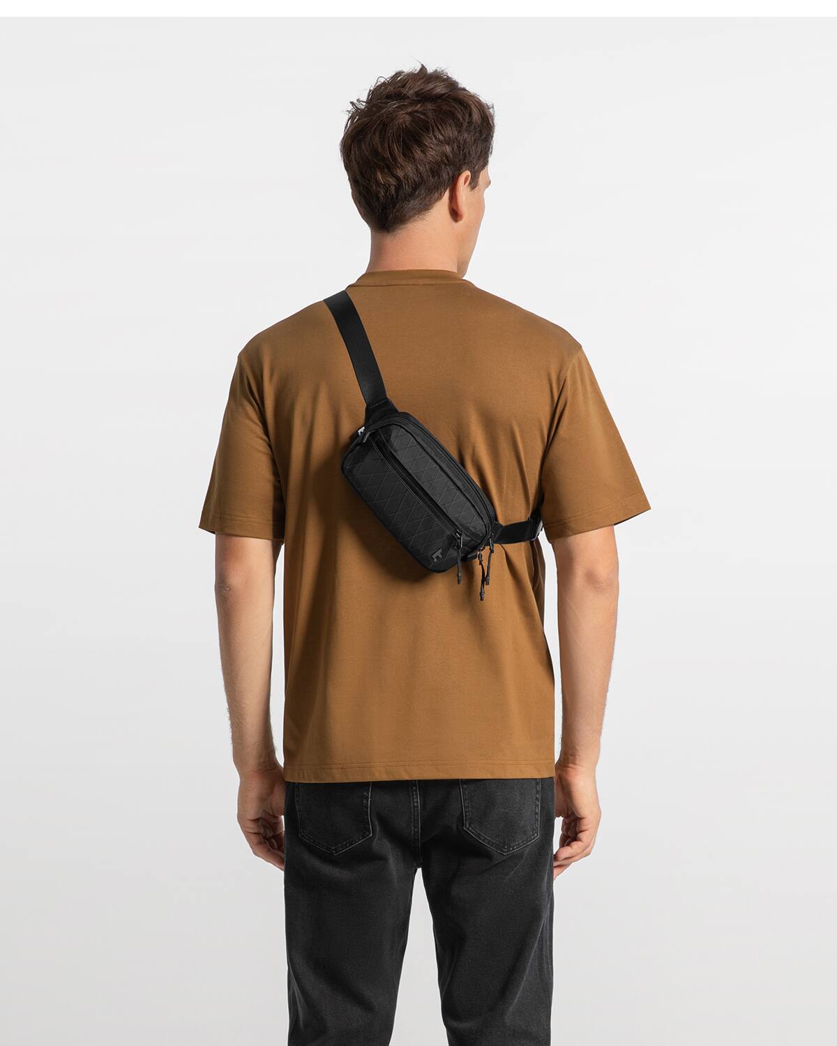 tomtoc - Aviator-T35 1.5L X-Pac Sling Bag with RFID Blocking, Minimalist Crossbody Bag Chest Shoulder Pack for Travel, Everyday - Black