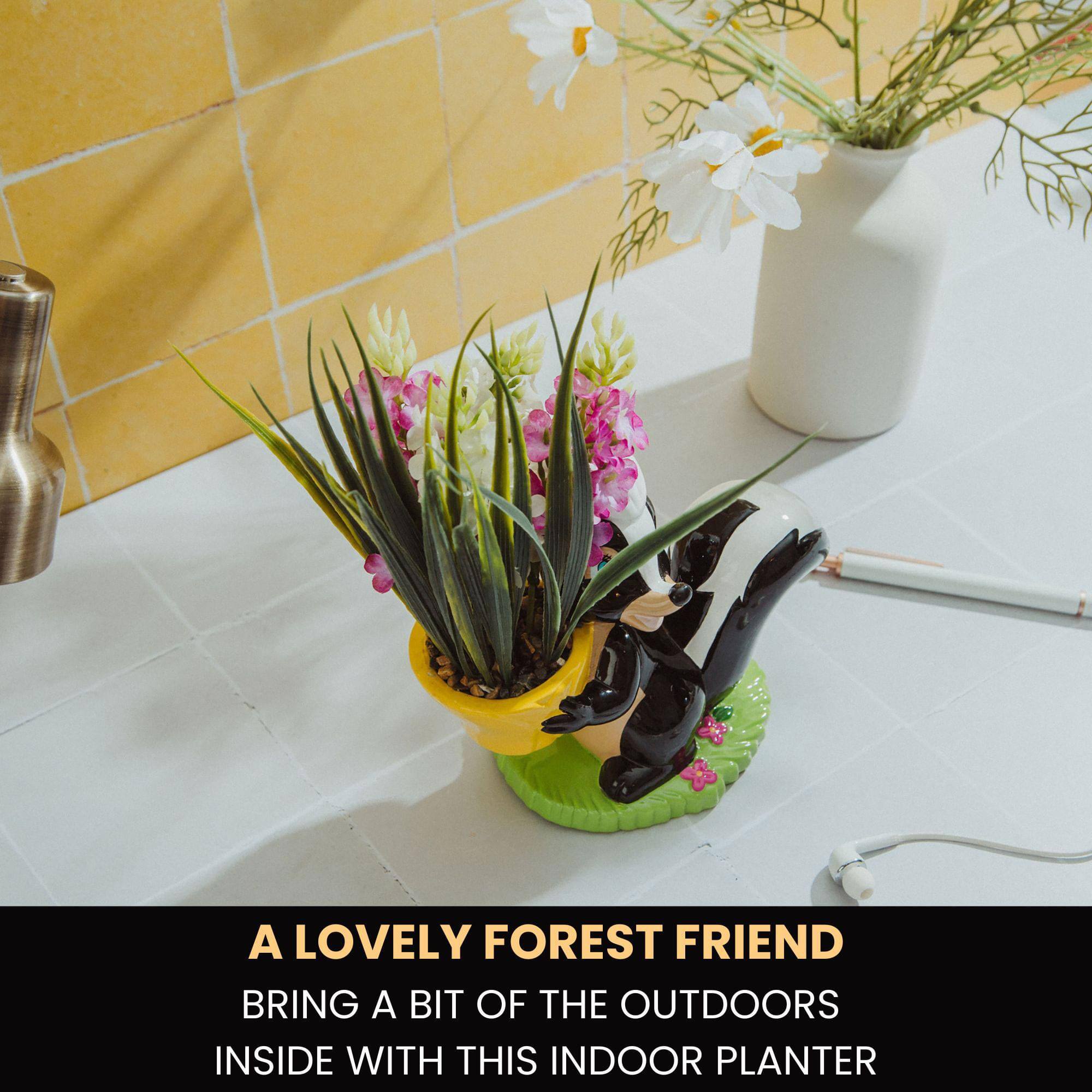 A Lovely Forest Friend  
Bring a Bit of the Outdoors Inside with This Indoor Planter