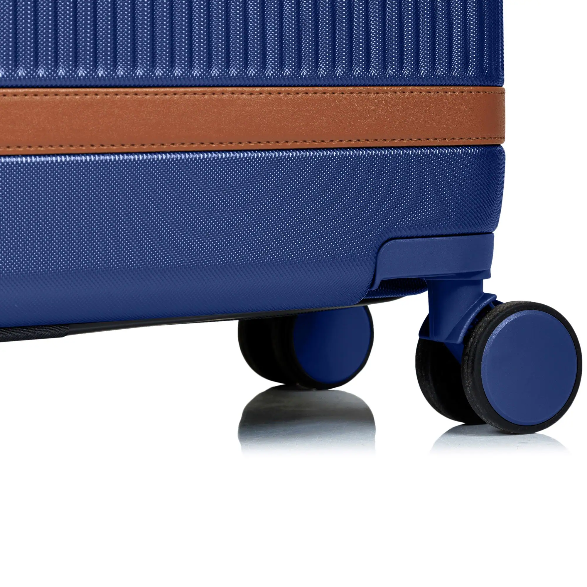 Alt View 1. Champs - Vintage Air 3-Piece Hardside Luggage Set - Navy.