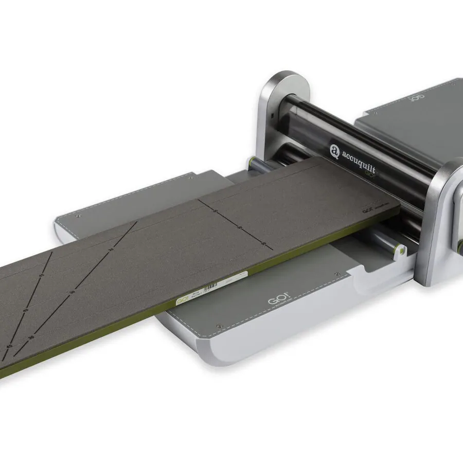 AccuQuilt GO! Strip Cutter Die 1