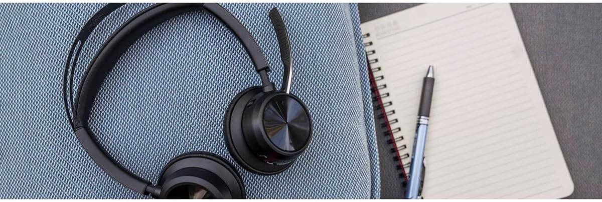 Back. HP - Poly Voyager Focus 2 Microsoft Teams Certified USBC-C Headset + USB-C/A Adapter - Microsoft Teams Certification - Google - Blue.