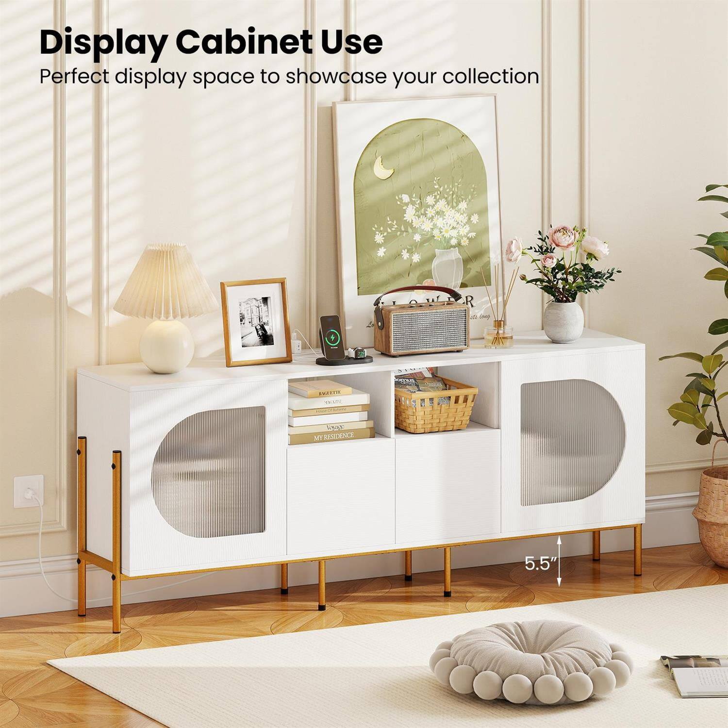 Display Cabinet Use  
Perfect display space to showcase your collection  

5.5"