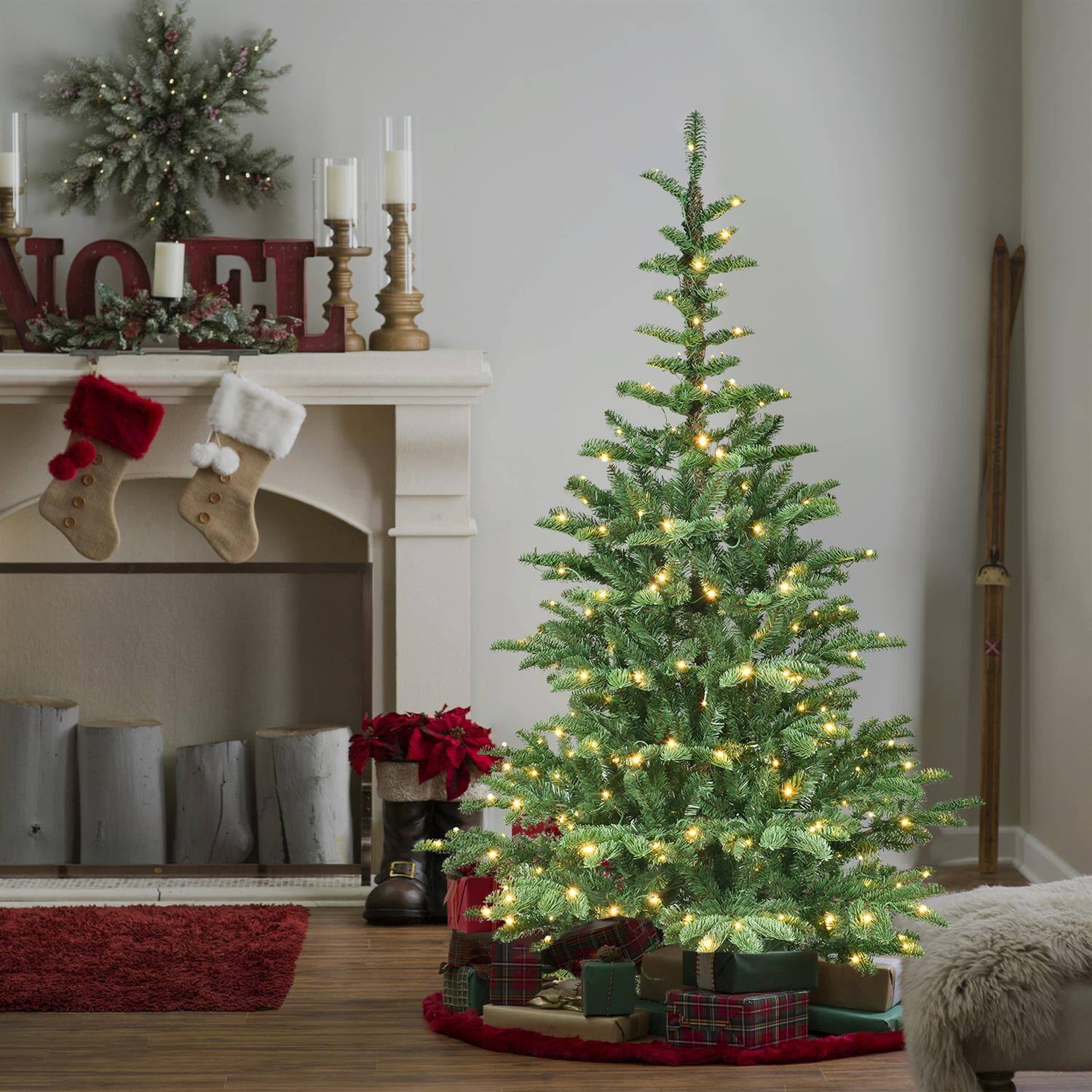 Back. Pefilos - 7ft Tall LED Christmas Tree with 941PE/PVC Mixed Branch Tips & Hinged Foldable Base, for Indoor Decorations - Green.