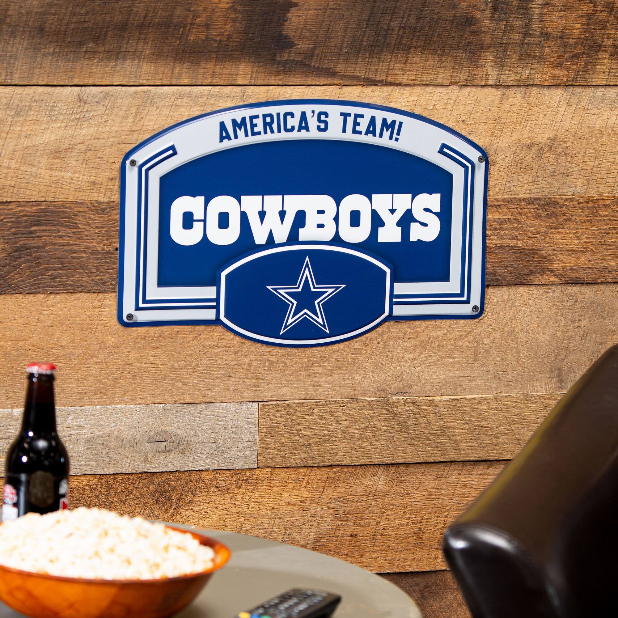 AMERICA'S TEAM!  
COWBOYS