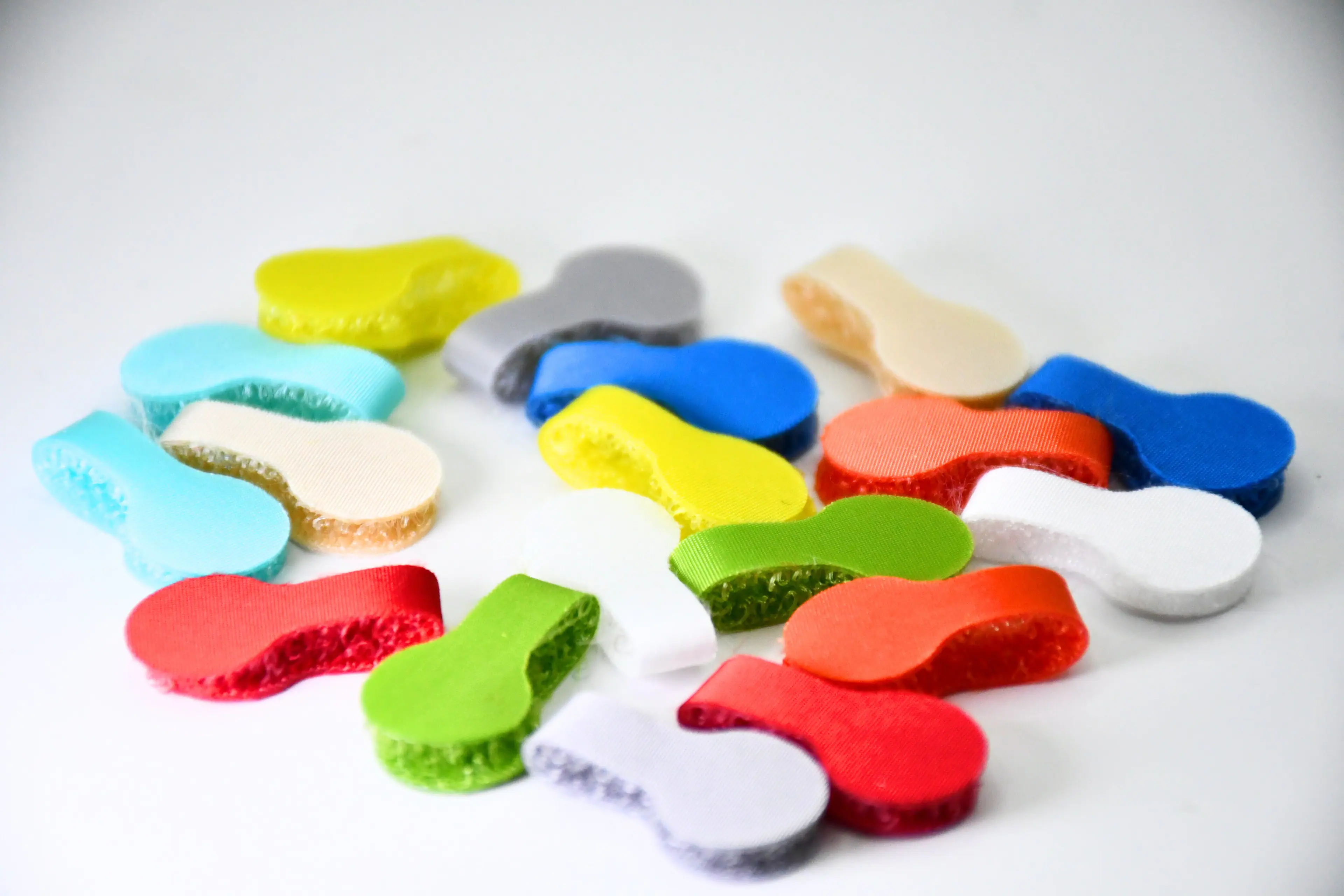Alt View 2. Grizzly Supply - Mini Cable Label 20/pk - Assorted Colors.