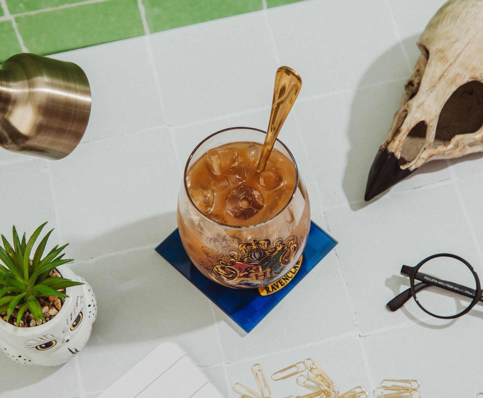 Alt View 4. Harry Potter - Harry Potter Hogwarts Crest Stemless Wine Glass | Holds 20 Ounces - Gold.