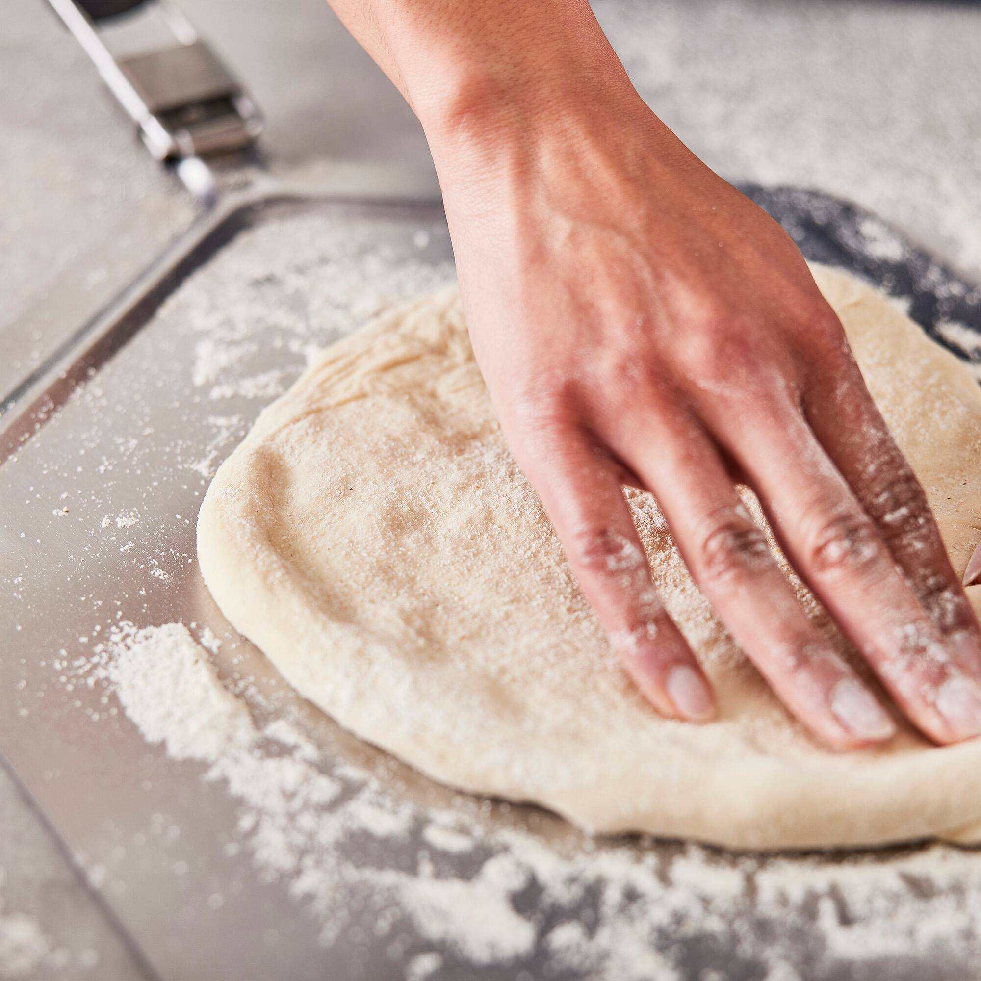 Alt View 2. Henckels - Henckels BBQ Stainless steel Pizza Peel - Stainless Steel.