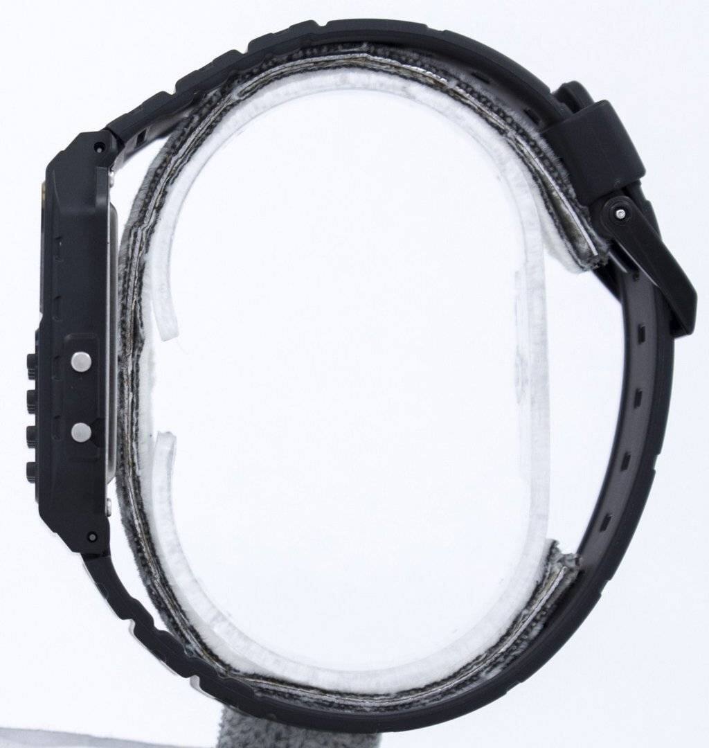 Angle. Casio - Classic Calculator Mens Watch Quartz  CA-53W-1ZDR Dual Time Alarm Chrono Stopwatch Measuring Capacity - Black.