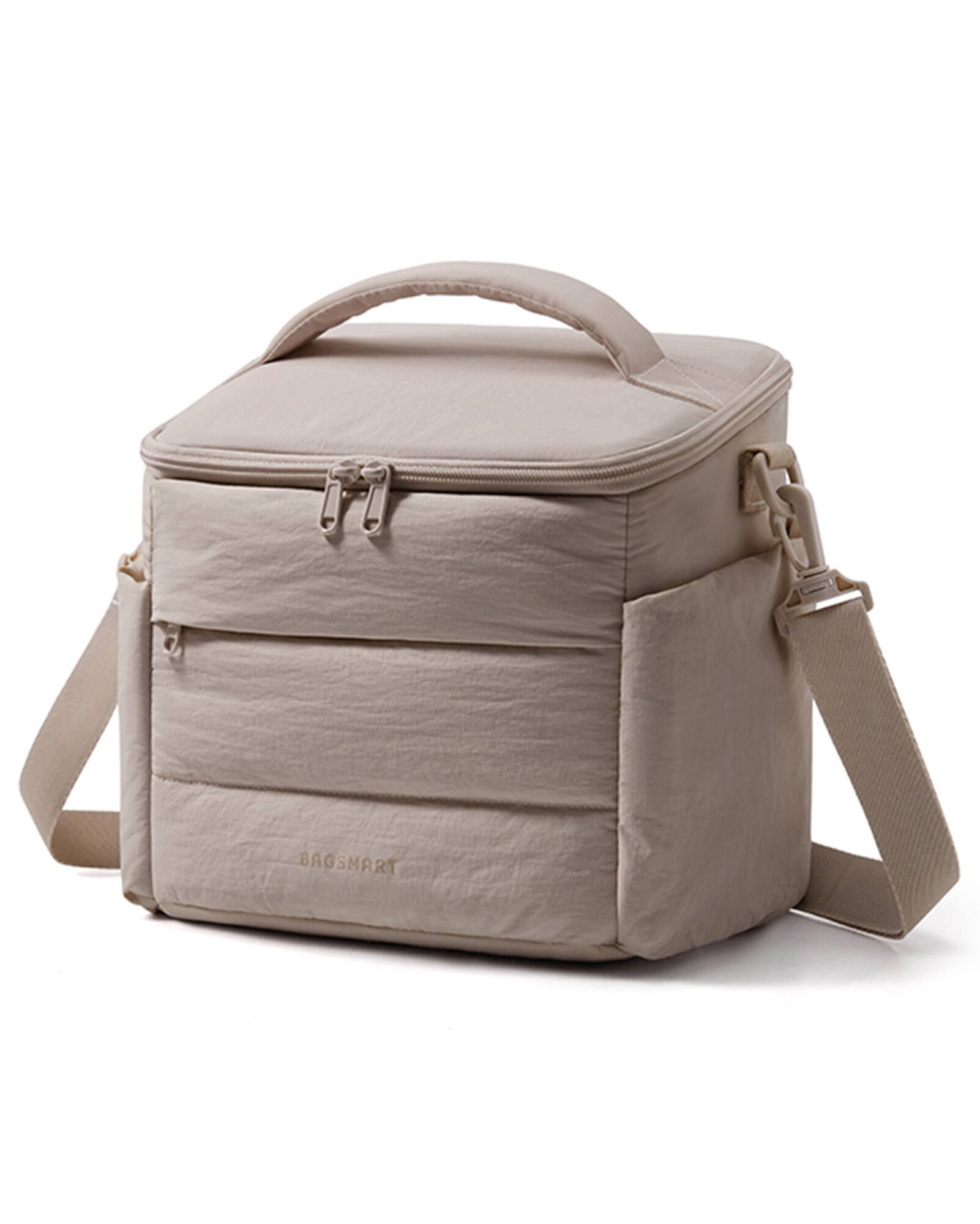 Angle. Bagsmart - Quilted Insulated Lunch Bag for Women Sloped-Lid 10L Thermal Tote with Crossbody Strap for Work and Picnic - Camel.