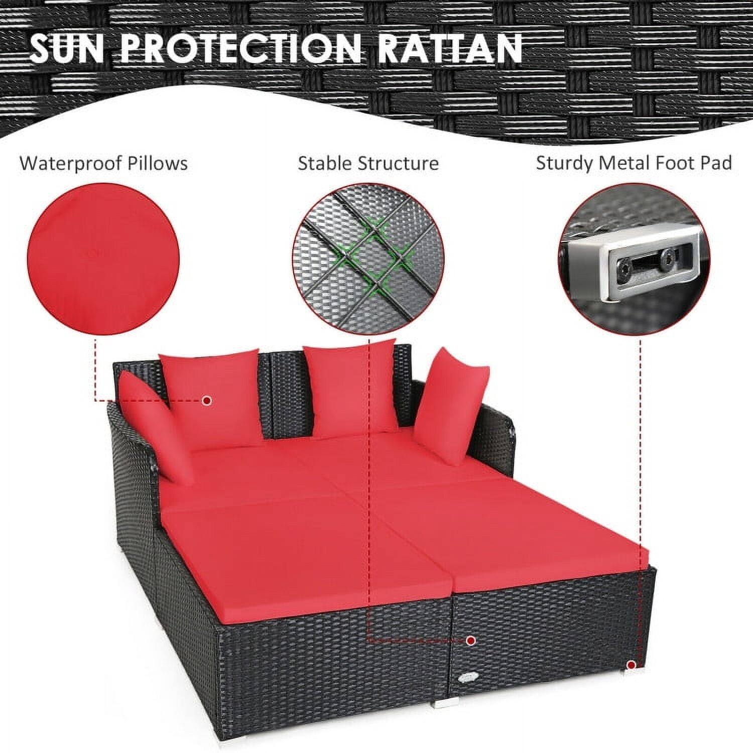 SUN PROTECTION RATTAN  
Waterproof Pillows  
Stable Structure  
Sturdy Metal Foot Pad