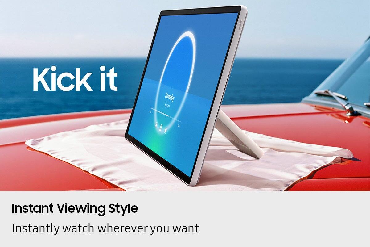 Sure, here is the corrected and grouped text:

---

**Kick it**

**Instant Viewing Style**

Instantly watch wherever you want

---