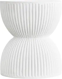 LeisureMod - Spire Modern Ribbed Hourglass Accent Table, Fiberstone Indoor/Outdoor End Table & Plant Stand, Fully Assembled - White