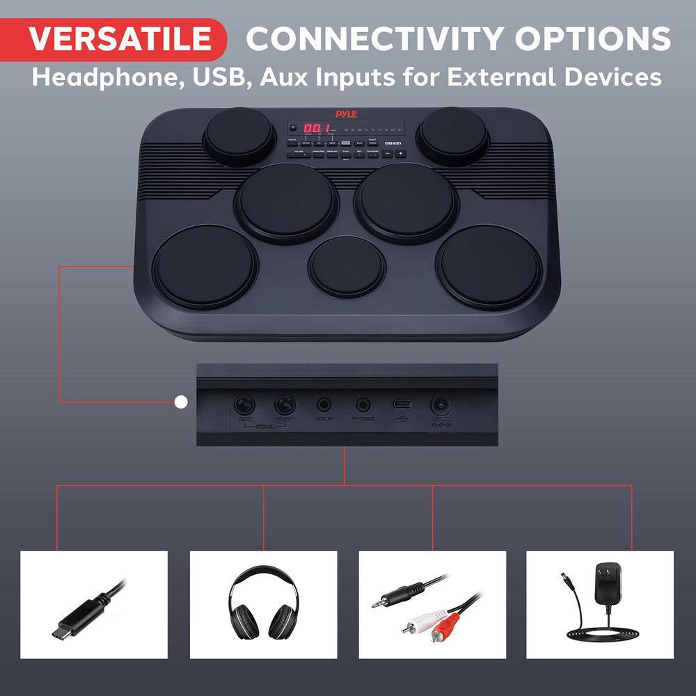 VERSATILE CONNECTIVITY OPTIONS  
Headphone, USB, Aux Inputs for External Devices