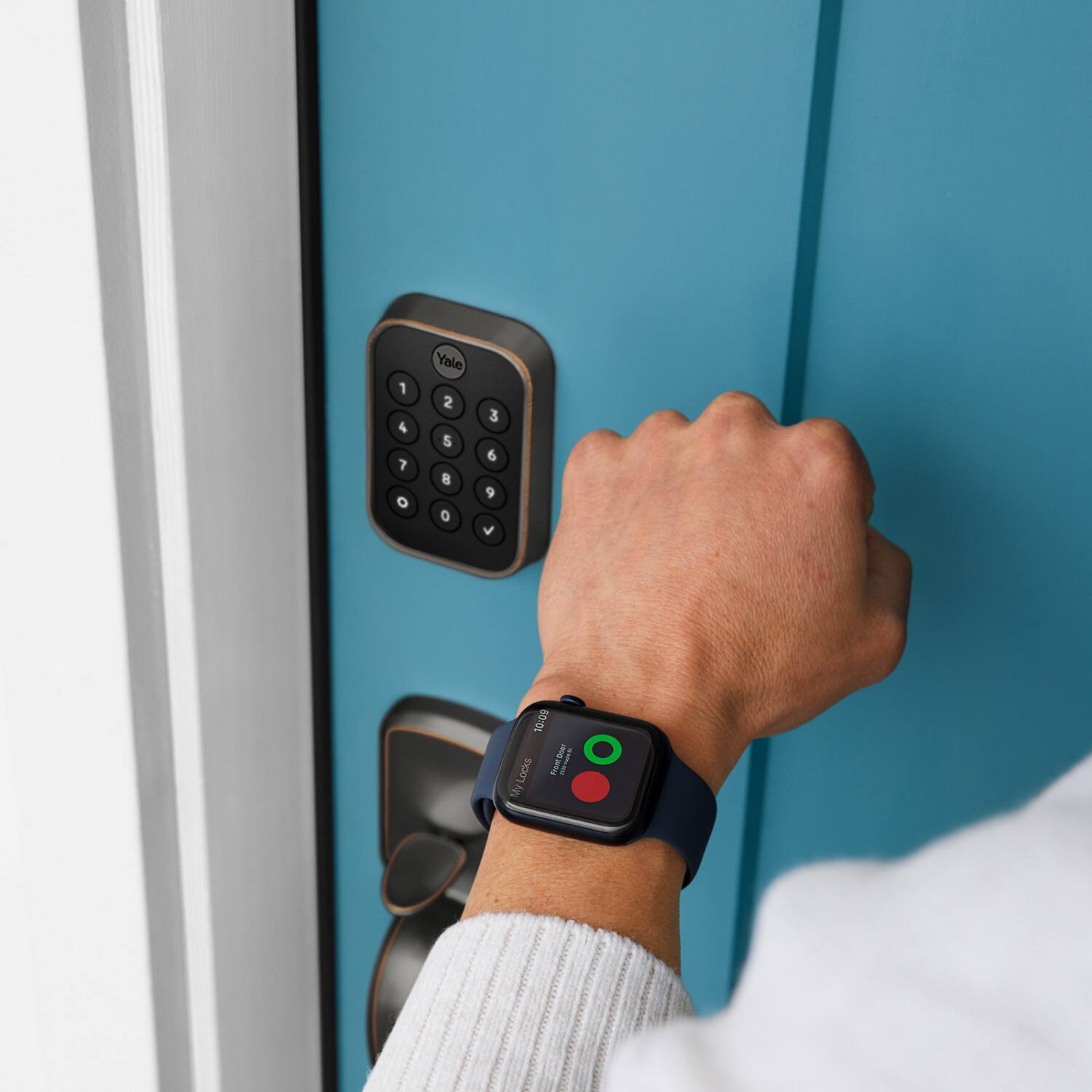 1 4 7 o Yale 2 5 8 0 3 6 9 4 50:06 I O MyLocks 1Ay