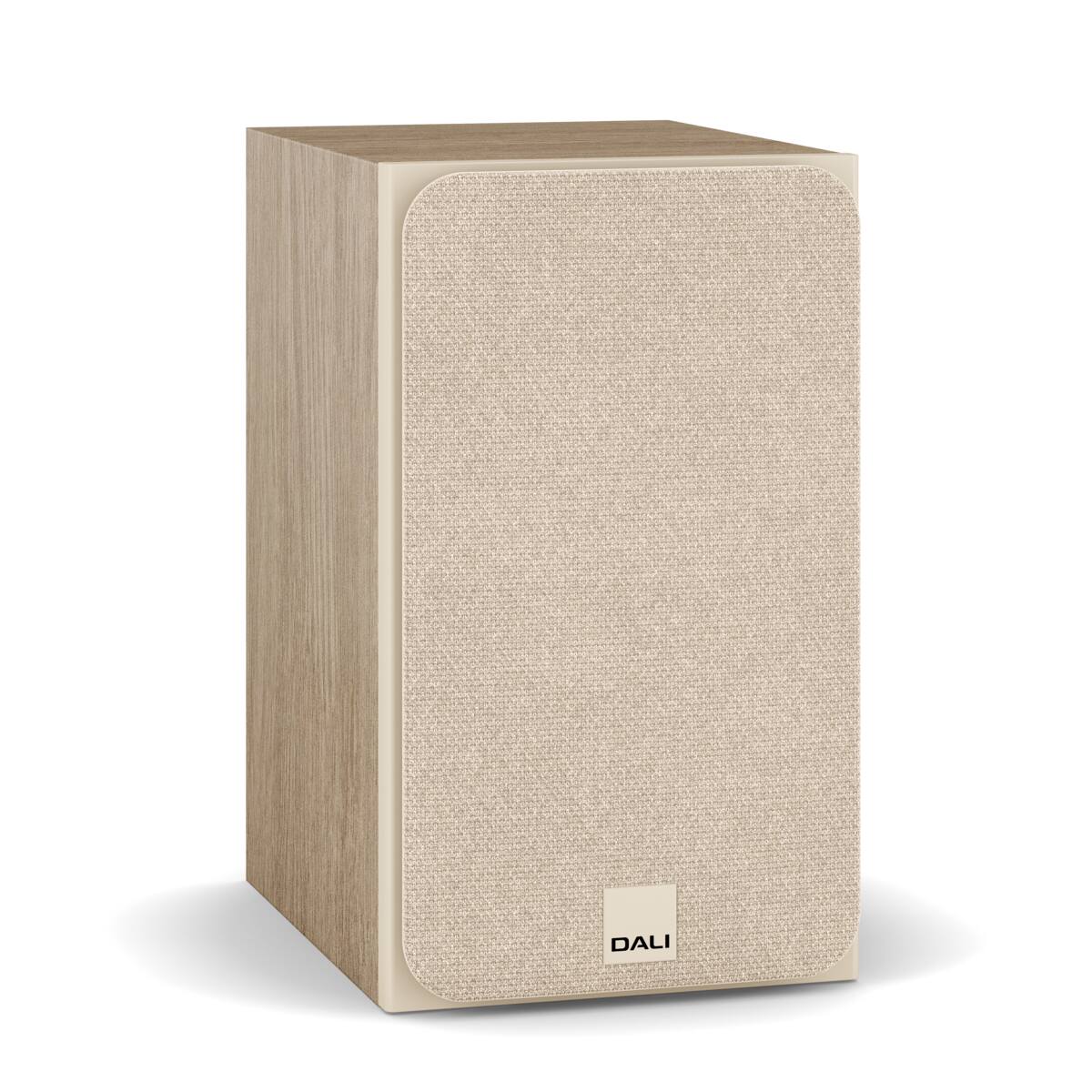 Angle. DALI - DALI Sonik 1 Bookshelf Speakers - Natural Oak - Brown.