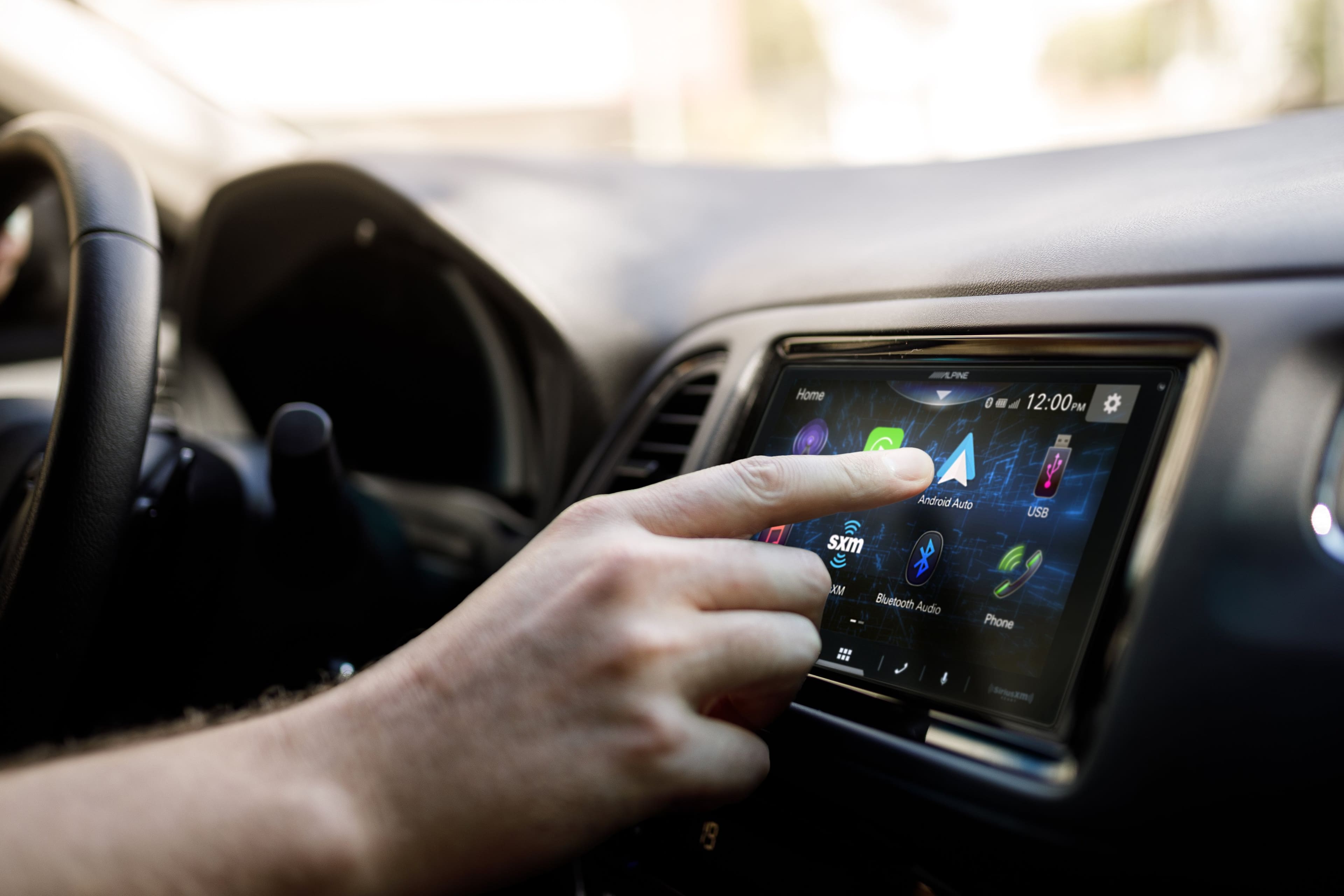 Home Marne 0 - 12:00 PM. Android Auto USB XM Bluetooth Audio Phone ... Soustm 8.