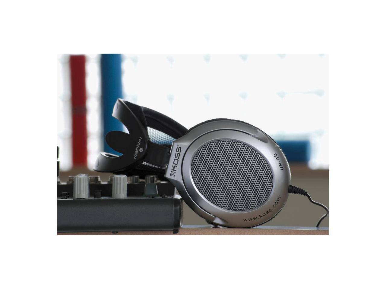 um titanium @KOSS B 40 UR.40 UR www.koss.com