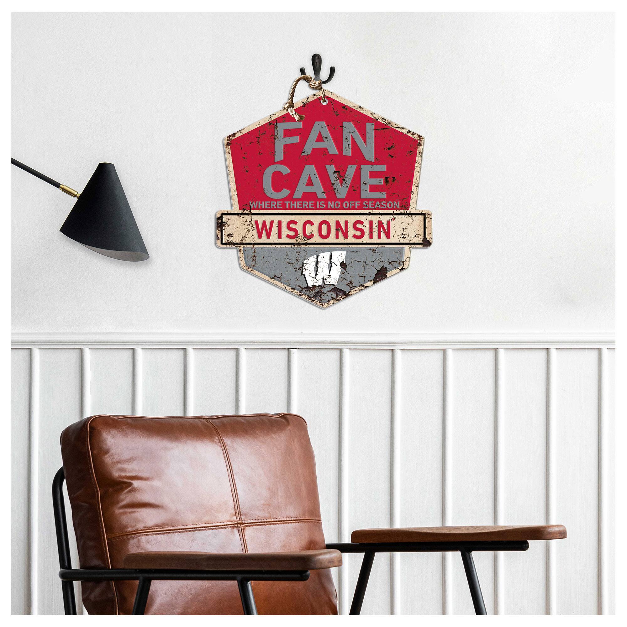 FAN CAVE  
WHERE THERE IS NO OFF SEASON  
WISCONSIN