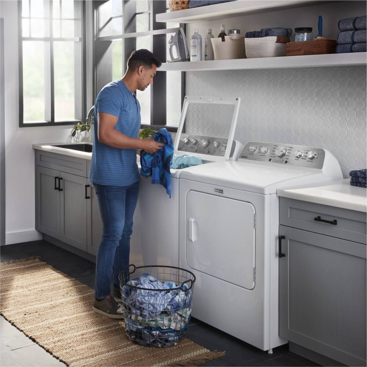 Alt View 6. Maytag - Maytag - 4.7 Cu. Ft. High Efficiency Top Load Washer with Extra Power Button - White - White.