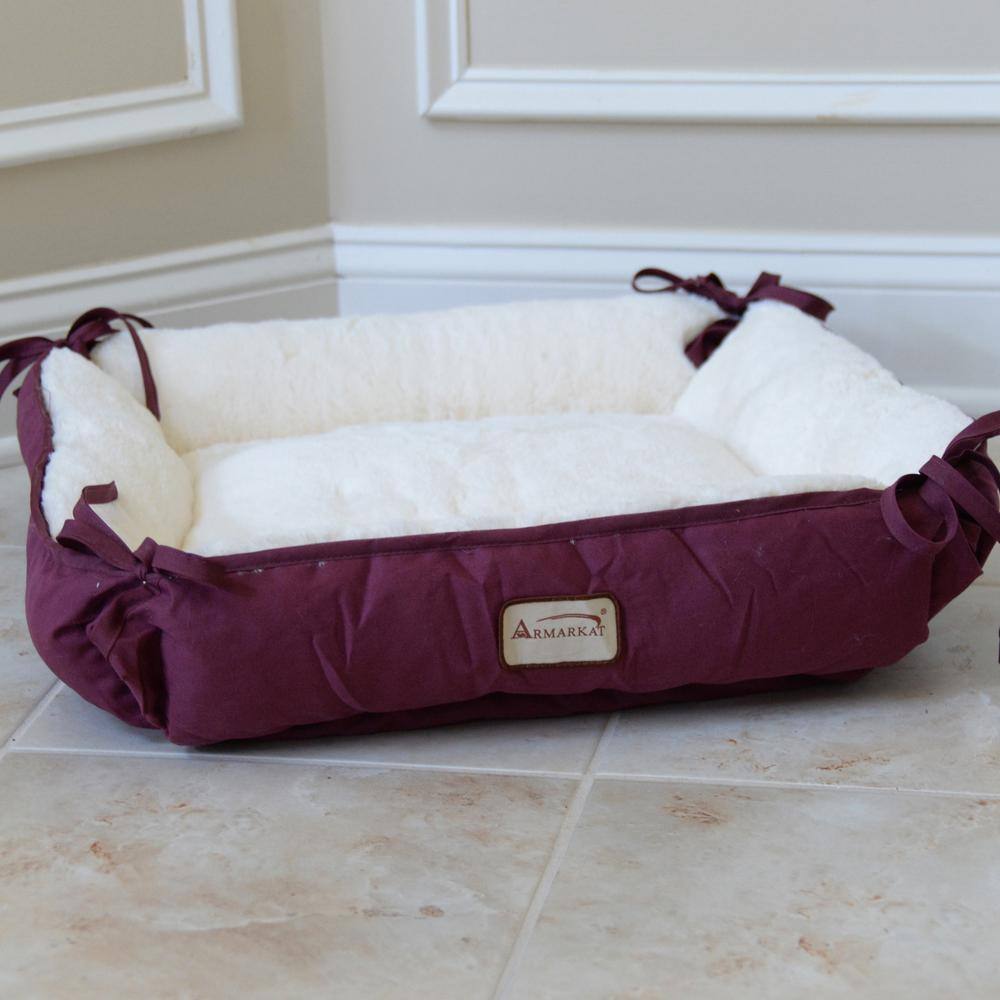 Angle. Armarkat - Pet Bed Burgundy - Red.