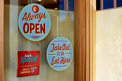 Always Open

Jake Out or Eat Here

Lunch Special
Soup & Sandwich $5.99