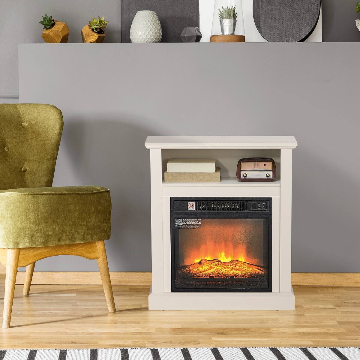 Alt View 4. Loheer - Loheer 27 inch electric fireplace with white mantel surround - White.