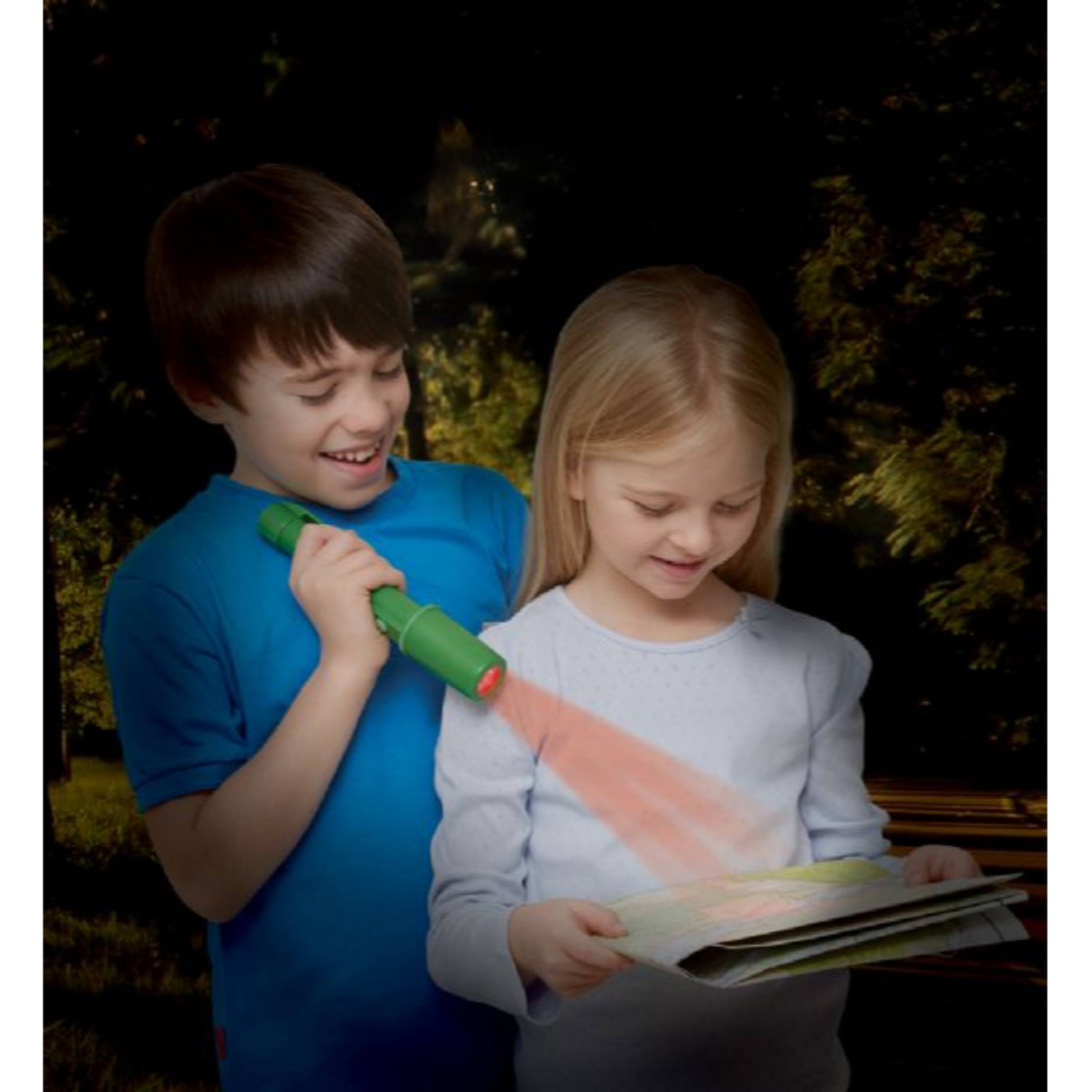 Angle. Brainstorm Limited - Brainstorm Toys - Outdoor Adventure Night Vision Flashlight Torch.